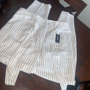 HIGH WAISTED PINSTRIPE PAPERBAG ANKLE PANT